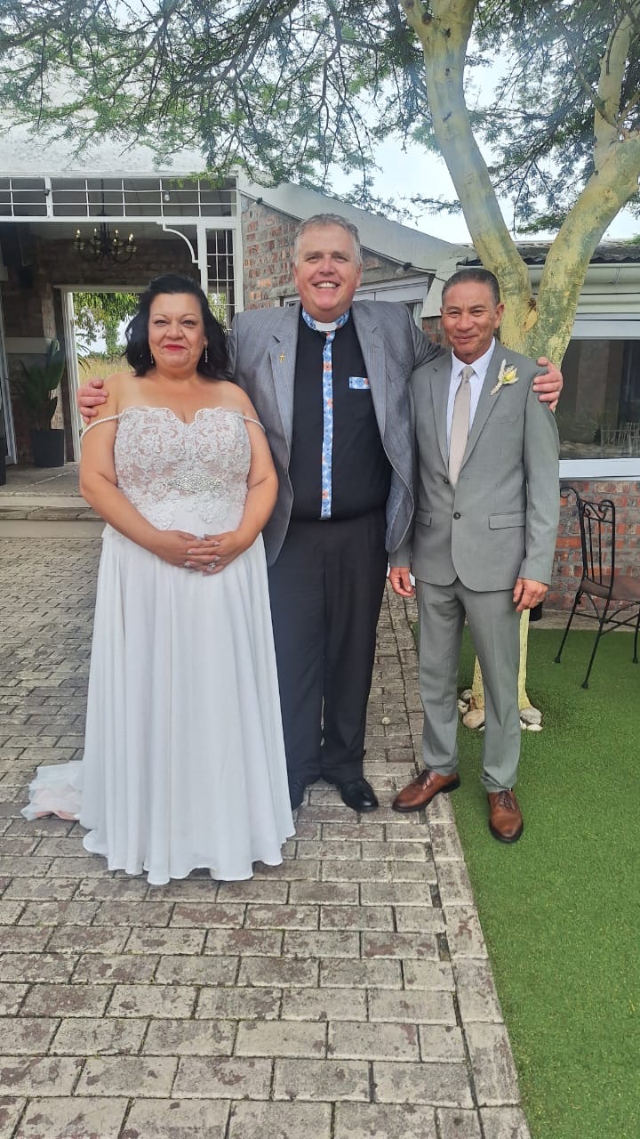 Wedding ceremony by Dr. Gerrit Rademeyer in Molemole